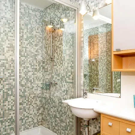 Atlantic House 公寓 *